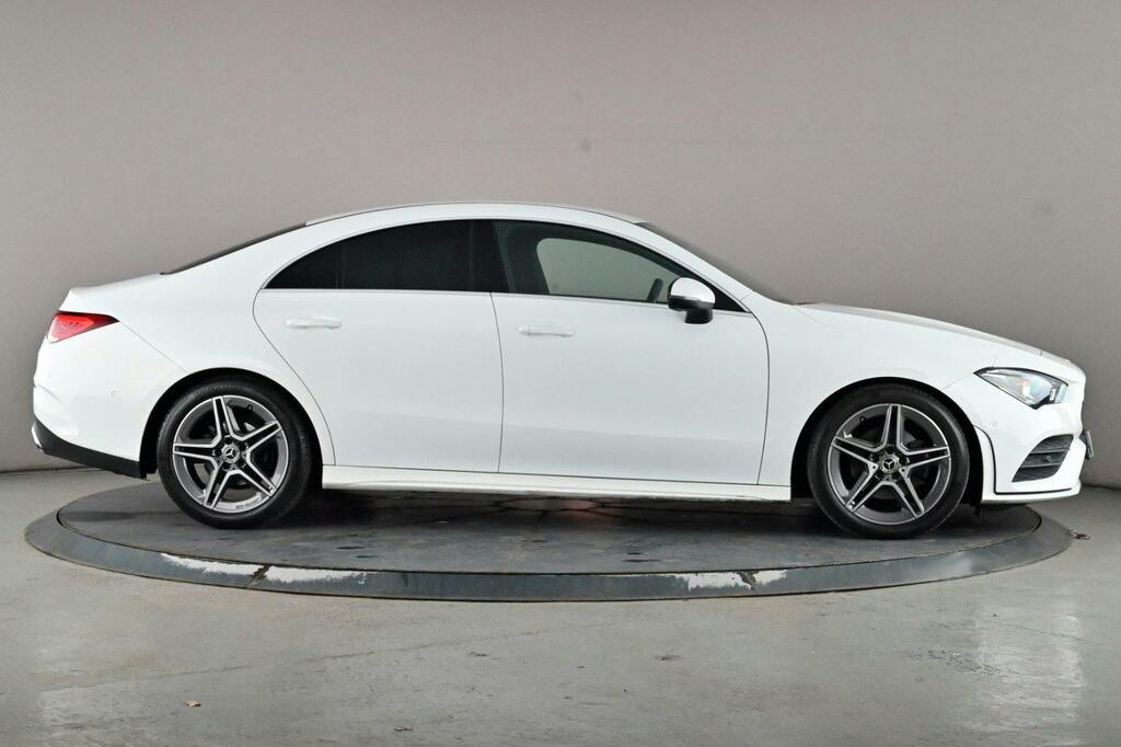 Mercedes-Benz CLA Class 1.3 Cla180 Amg Line Coupe 7G Dct Ss White #3