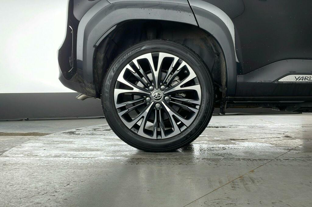 Toyota Yaris Cross 1.5 Vvt H Excel Suv Hybrid E Cvt Ss Black #6