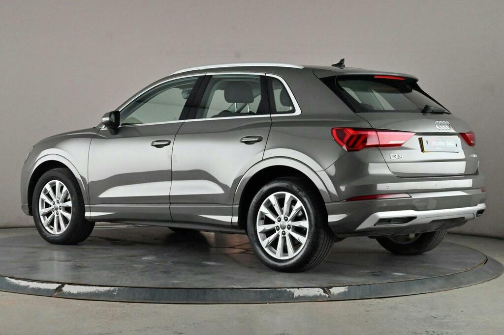Audi Q3 1.5 Tfsi Cod 35 Sport Suv S Tronic S BP20OCM Grey #4