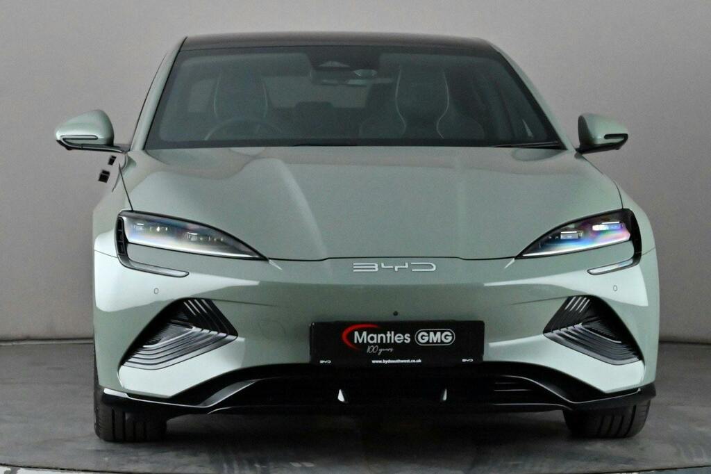 Byd Seal 82.5Kwh Design Saloon WG25GNZ Green #2