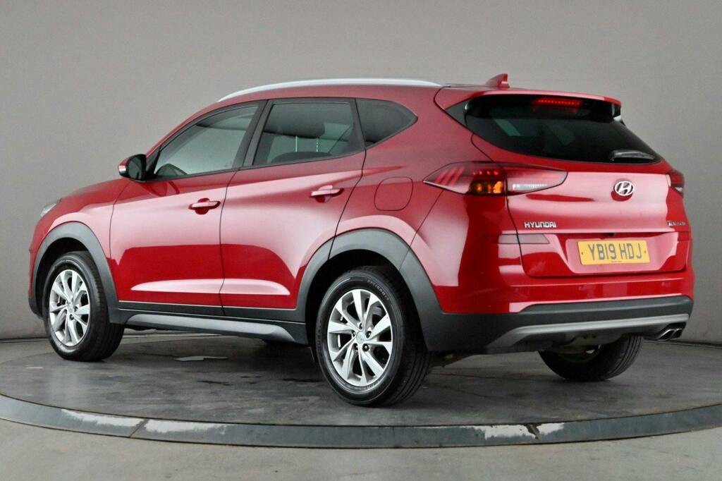 Hyundai Tucson 1.6 Crdi Se Nav Suv Ss YB19HDJ Red #4