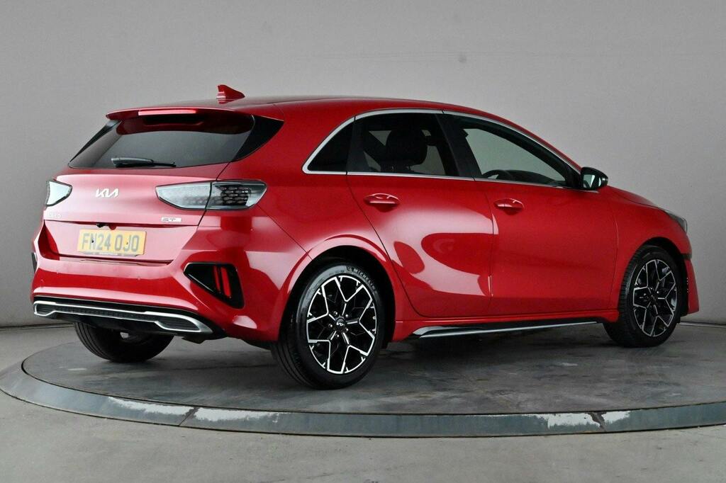 Kia Ceed 1.5 T Gdi Gt Line Hatchback S FN24OJO Red #6