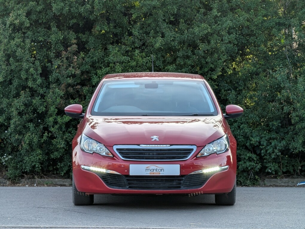 Peugeot 308 1.2 Puretech Active Red #2