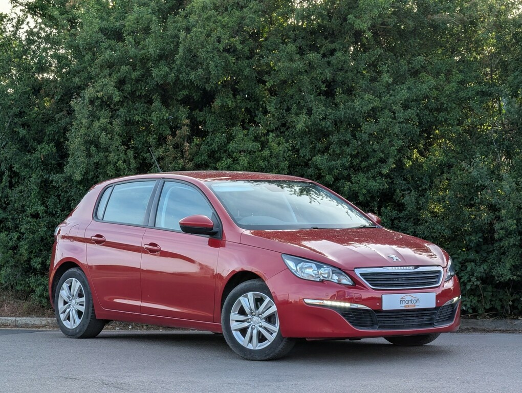 Peugeot 308 1.2 Puretech Active Red
