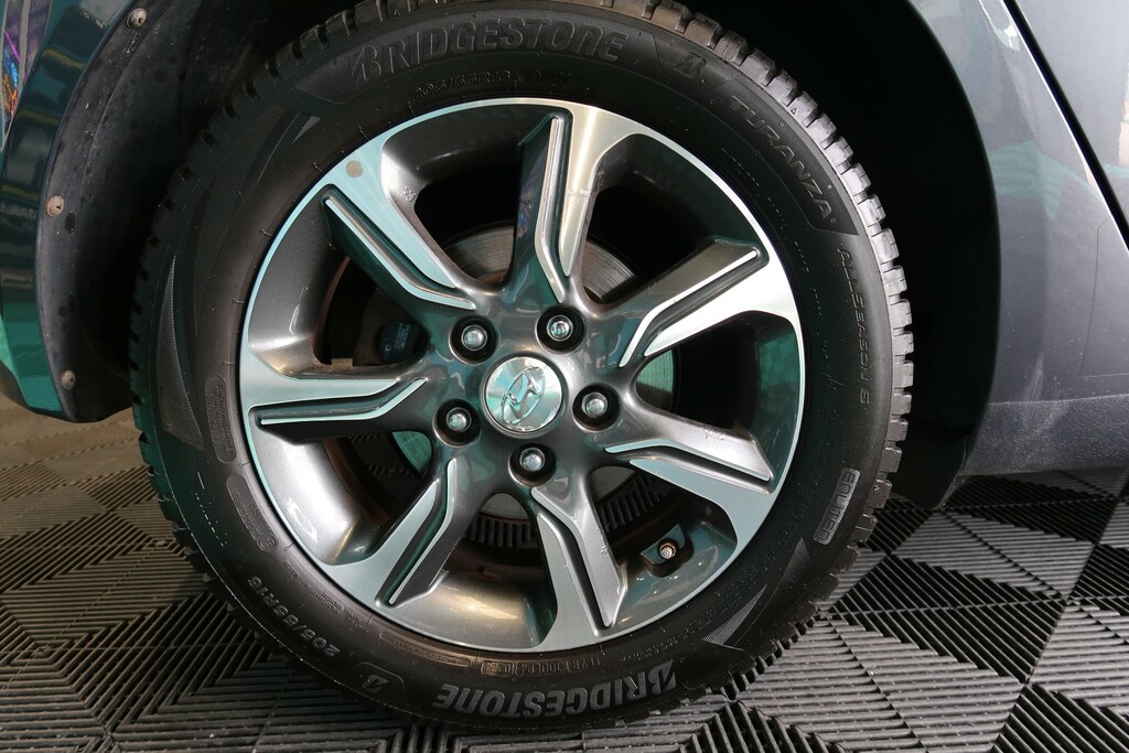Hyundai Ix20 1.4 Blue Drive Se Euro 6 89Ps Grey #6