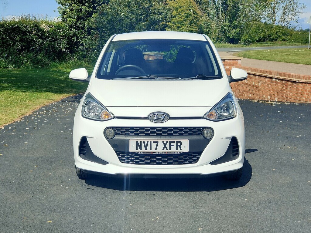 Hyundai I10 1.0 Se NV17XFR White #5