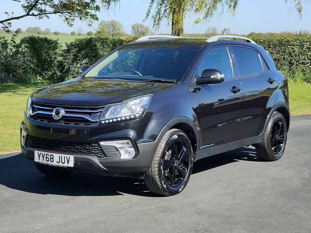 SsangYong Korando 2.2 Le 2Wd YY68JUV Black #3