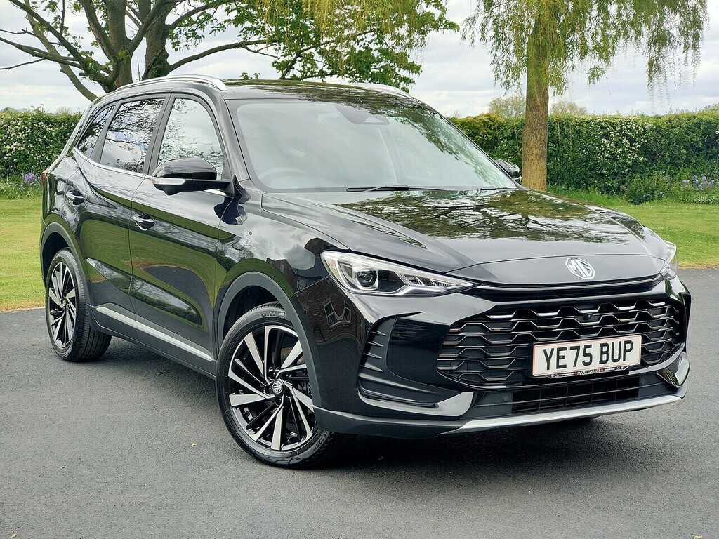 MG ZS Hybrid Trophy Black