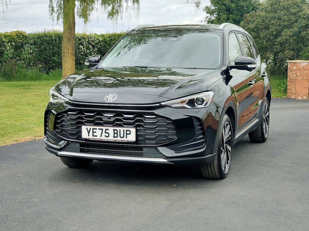 MG ZS Hybrid Trophy YE75BUP Black #6