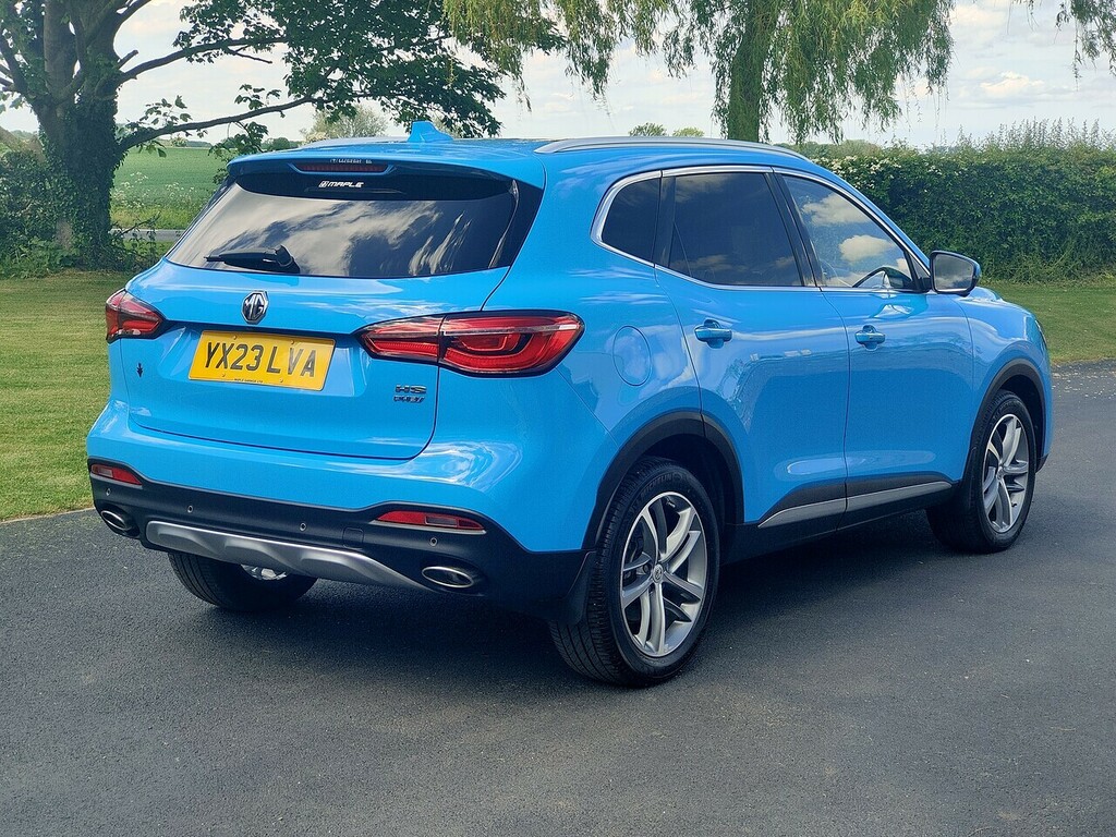 MG HS T-gdi Exclusive Plug-in Hybrid Blue #2