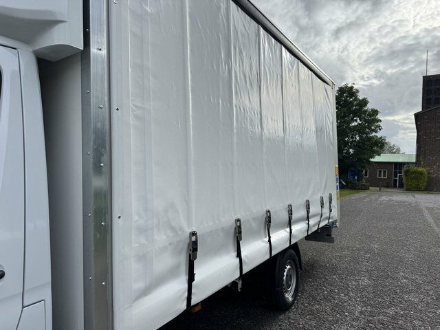 Mercedes-Benz Sprinter 2.1 315Cdi 3.5T. New 5.2M 17Ft Curtainside Body KN71SYS White #6