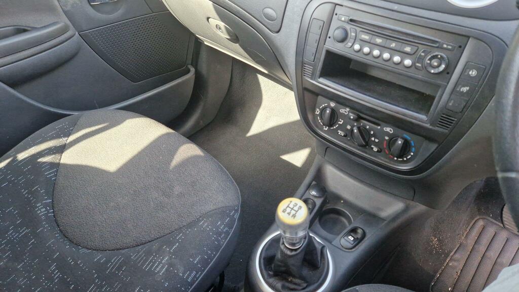 Citroen C3 1.4 Desire Blue #17