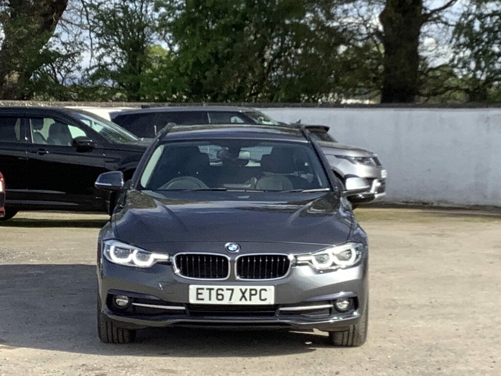 BMW 3 Series Sport Touring X-drive Grey #2