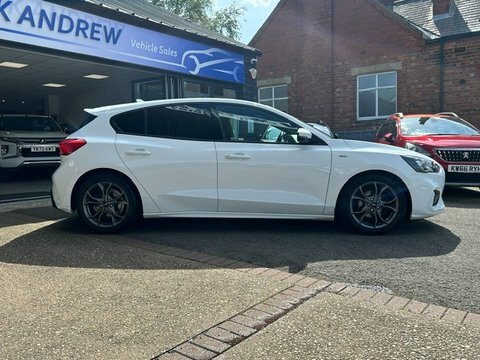 Ford Focus 2018 18 St-line BC18XJO White #3