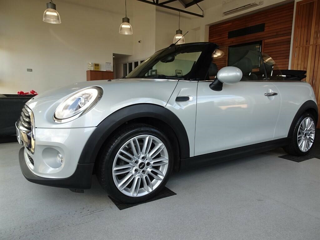 Mini Convertible 1.5 Cooper Euro 6 Ss 136 Ps Silver