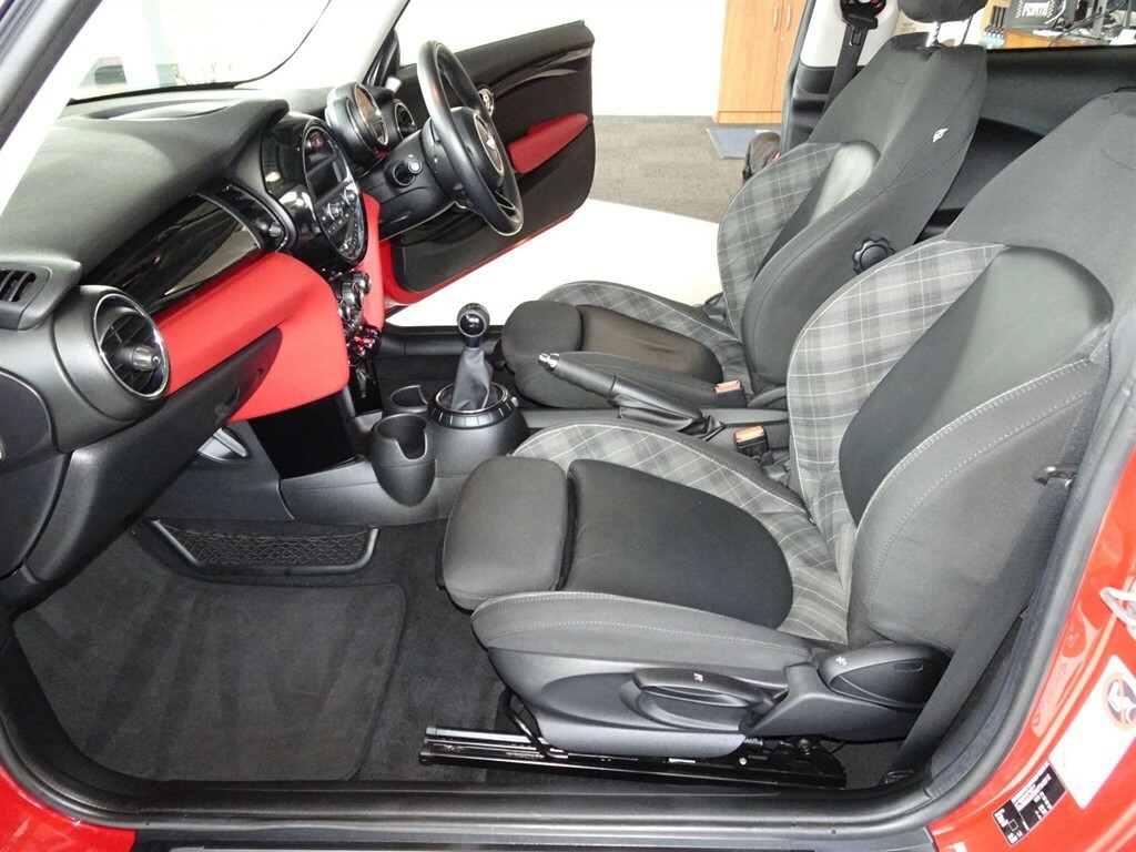 Mini Hatch 1.5 Cooper Hatchback Euro 6 Ss SH14CVL Red #6