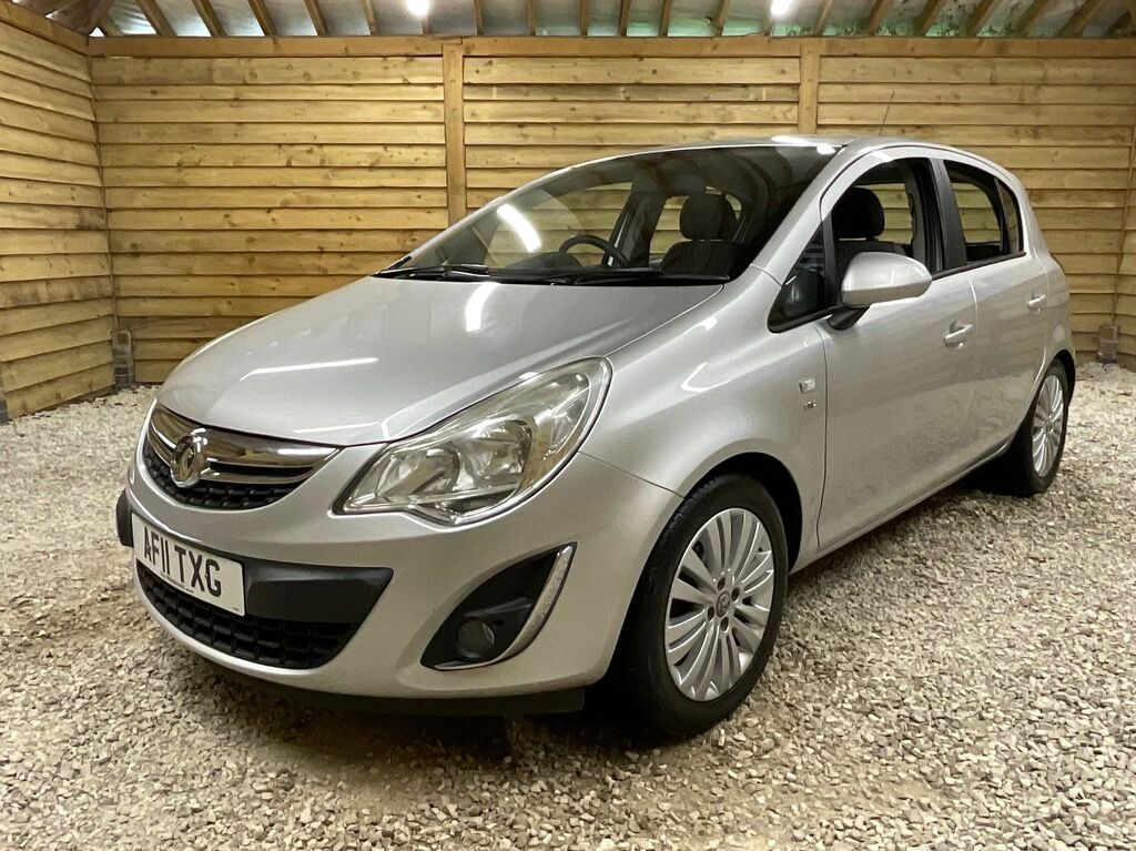 Vauxhall Corsa 16V Se Hatchback Silver #3