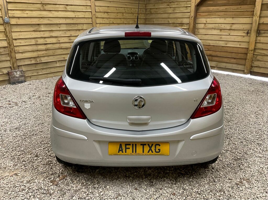 Vauxhall Corsa 16V Se Hatchback Silver #5