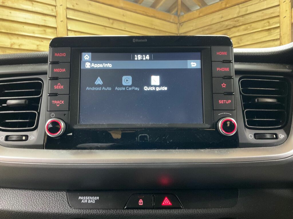 Kia Stonic 1.0T Gdi Maxx White #38