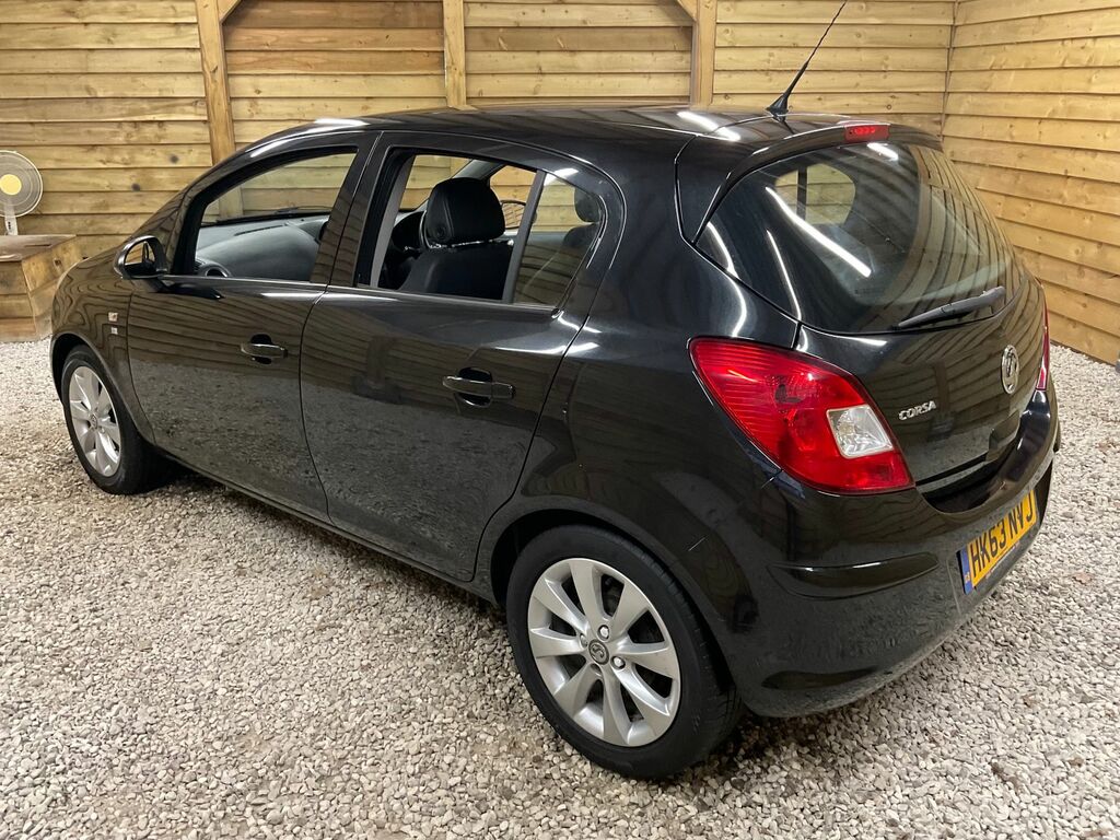 Vauxhall Corsa 16V Excite Hatchback HK63NVJ Black #5