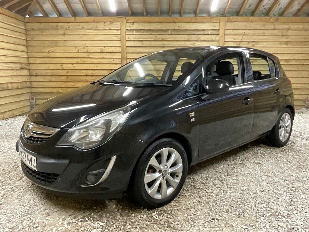 Vauxhall Corsa 16V Excite Hatchback HK63NVJ Black #4