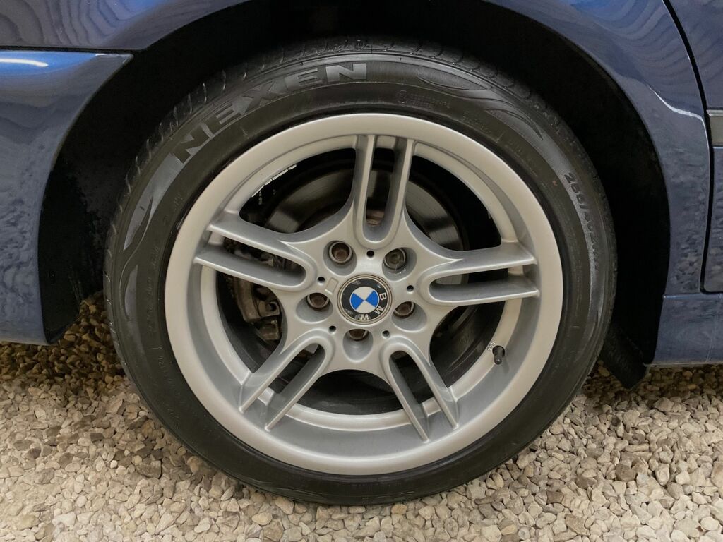 BMW 5 Series Se Black #48