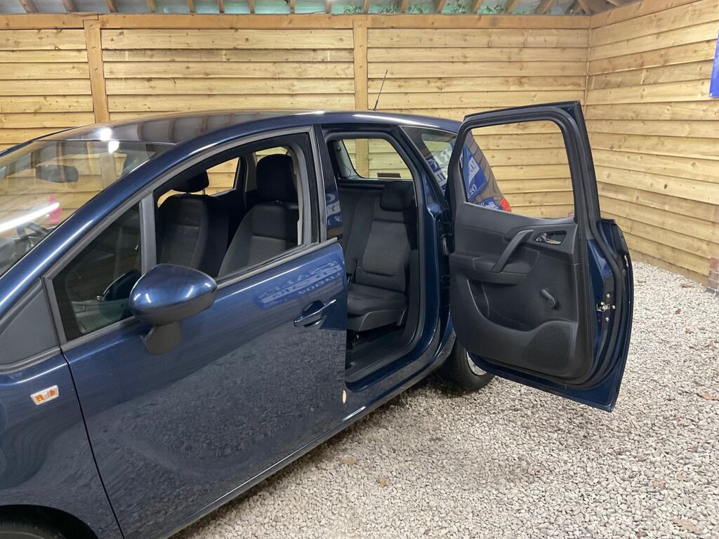 Vauxhall Meriva 16V Exclusiv Mpv Blue #4