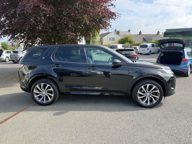 Land Rover Discovery Sport Suv WN23PVV Black #2