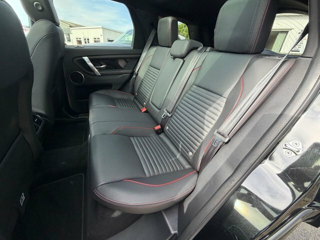 Land Rover Discovery Sport Suv WN23PVV Black #5