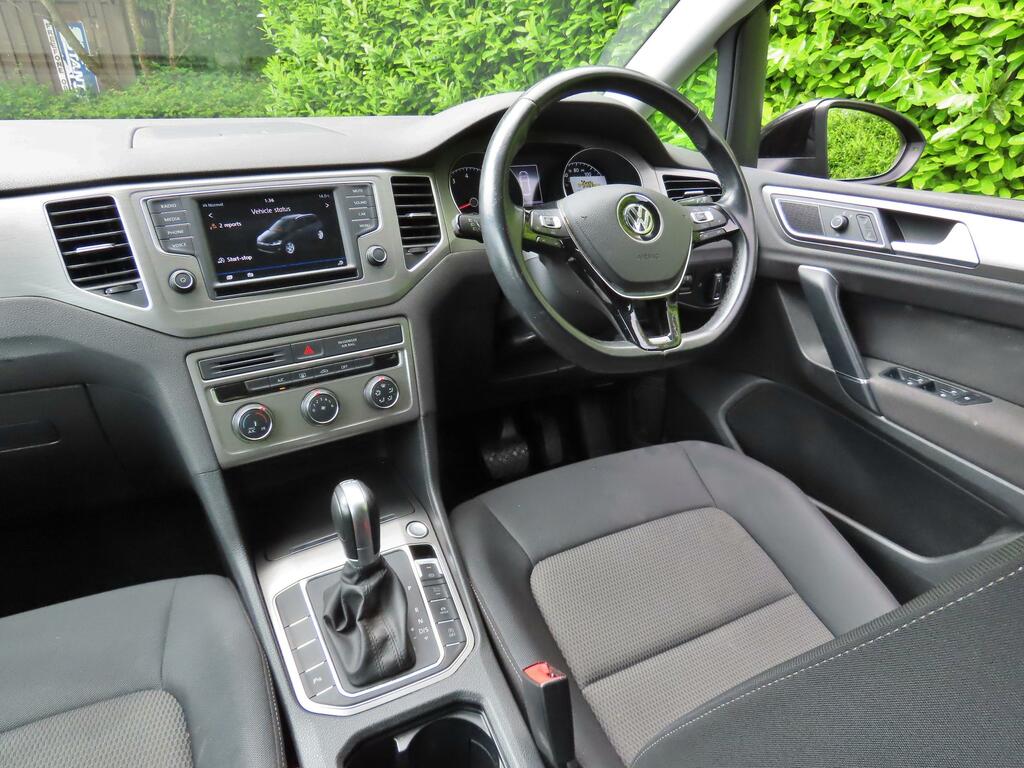 Volkswagen Golf SV 1.4 Tsi Bluemotion Tech Se Mpv Dsg Euro Black #4