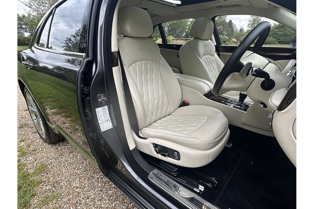 Bentley Mulsanne V8 Speed Blue #17