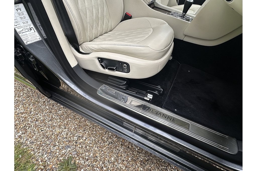 Bentley Mulsanne V8 Speed Blue #18