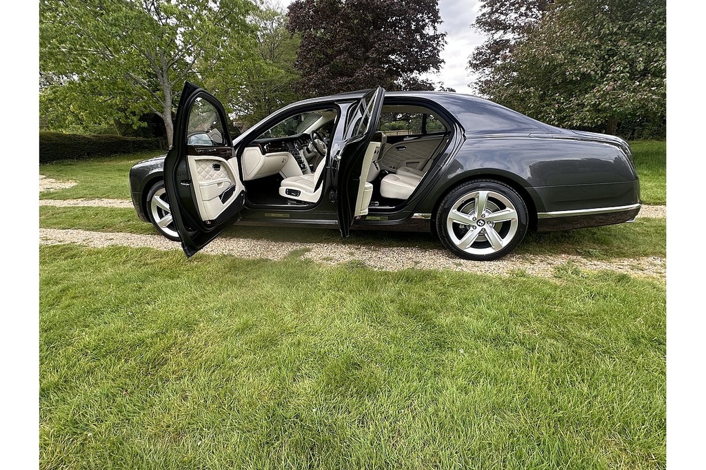 Bentley Mulsanne V8 Speed Blue #15
