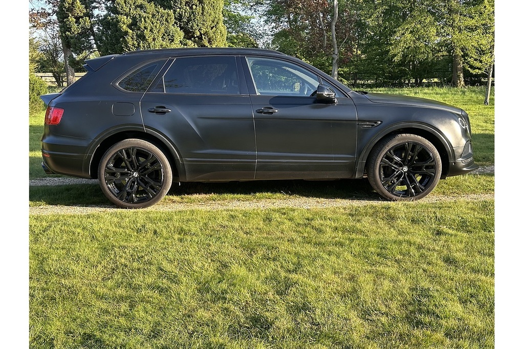Bentley Bentayga V8 U361 Ulez LB19YRG Black #6