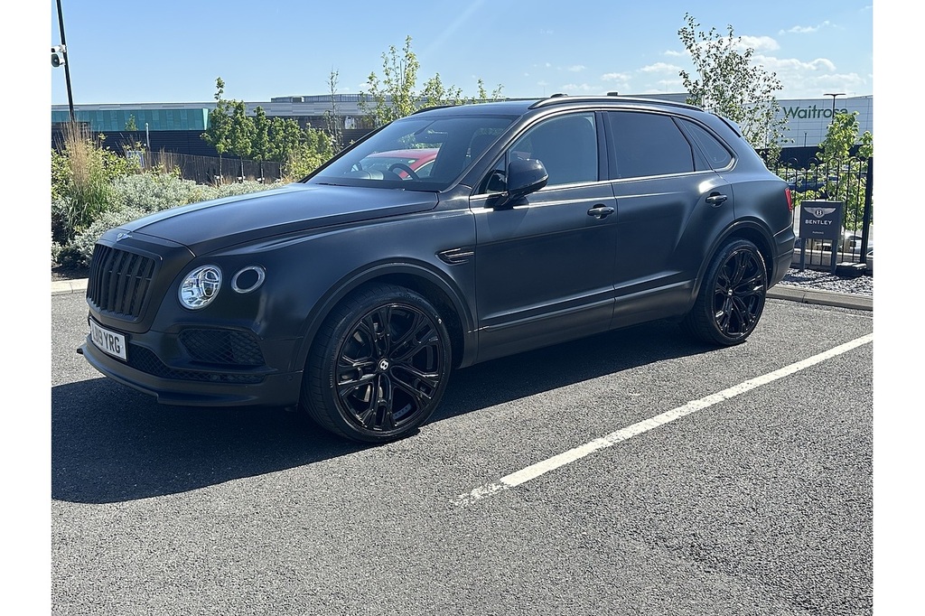Bentley Bentayga V8 U361 Ulez LB19YRG Black #4