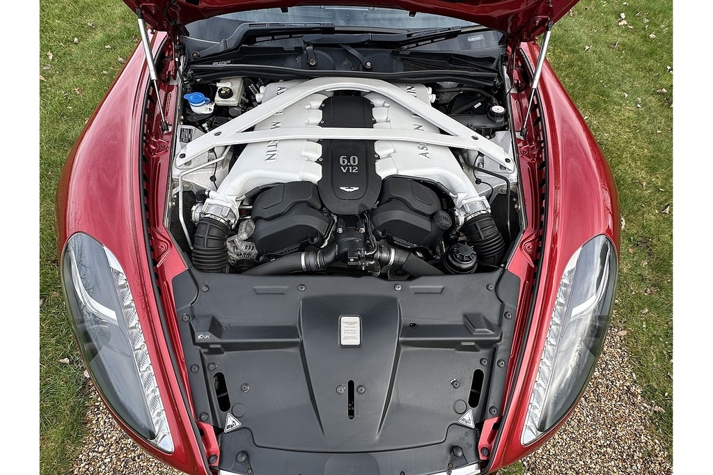 Aston Martin Rapide S Rapide S V12 Silver #18