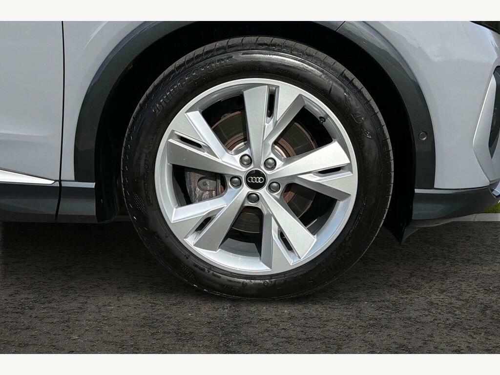 Audi Q4 E Tron 50 S Line Suv Quattro 82Kwh 299 NG72BWJ Grey #5