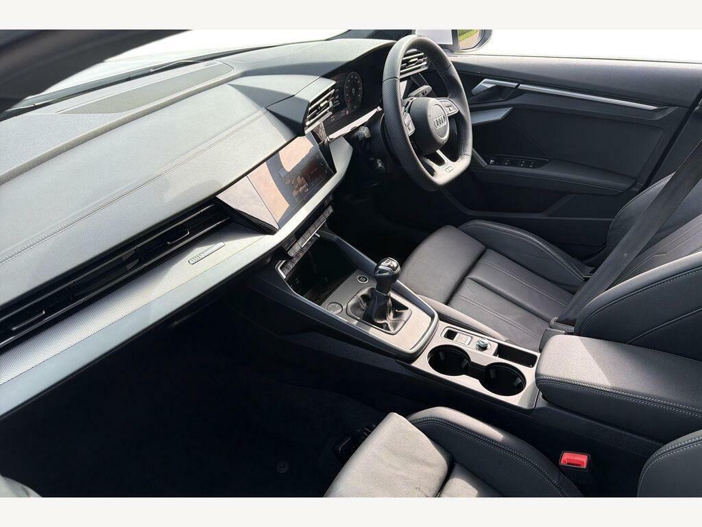 Audi A3 1.5 Tfsi 30 S Line Sportback Eur YP25ZGS White #2