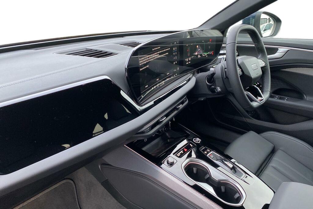 Audi A6 Avant 2.0 E-hybrid 25.9Kwh S Line Estate Plug Blue #2