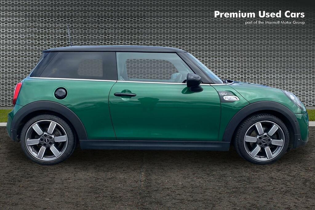 Mini Hatch 2.0 Cooper S 60 Years Edition Hatchback GC19EHD Green #4