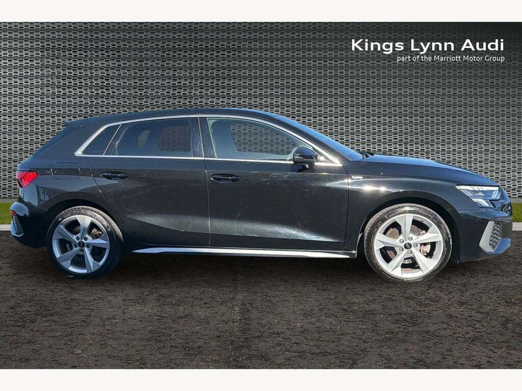 Audi A3 1.4 Tfsie 40 S Line Sportback Plug-in H WO24RMZ Black #4