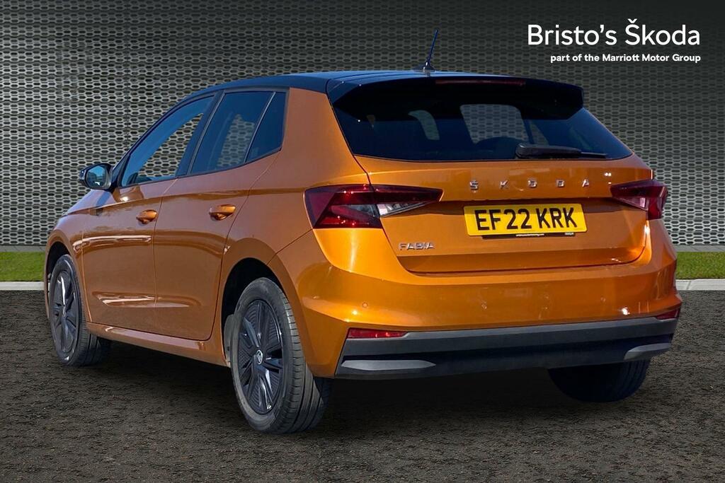Skoda Fabia 1.0 Tsi Colour Edition Hatchback EF22KRK Orange #3