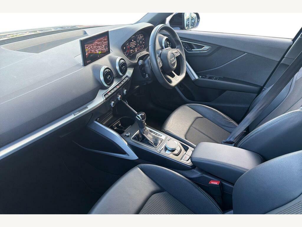 Audi Q2 1.5 Tfsi Cod 35 Black Edition Suv S Tro KY71GLZ Blue #2