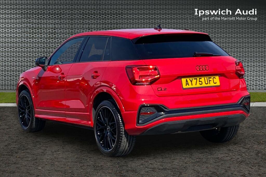 Audi Q2 1.5 Tfsi Cod 35 Black Edition Suv S Tro AY75UFC Red #3