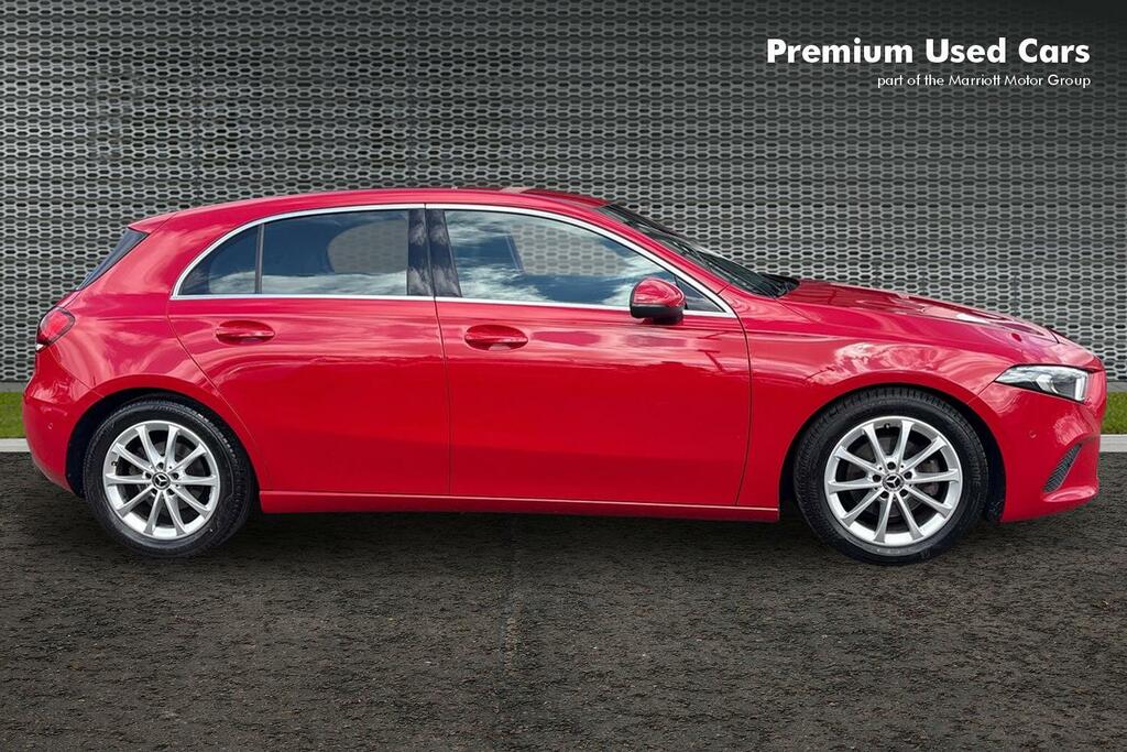 Mercedes-Benz A Class 1.3 A180 Sport Executive Hatchback 7G AV69GZC Red #4