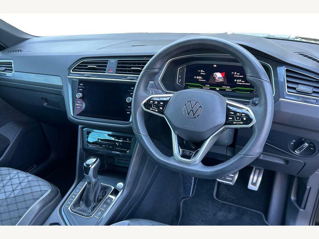 Volkswagen Tiguan 1.5 Tsi R-line Dsg Euro 6 Ss AP22CVB Black #6