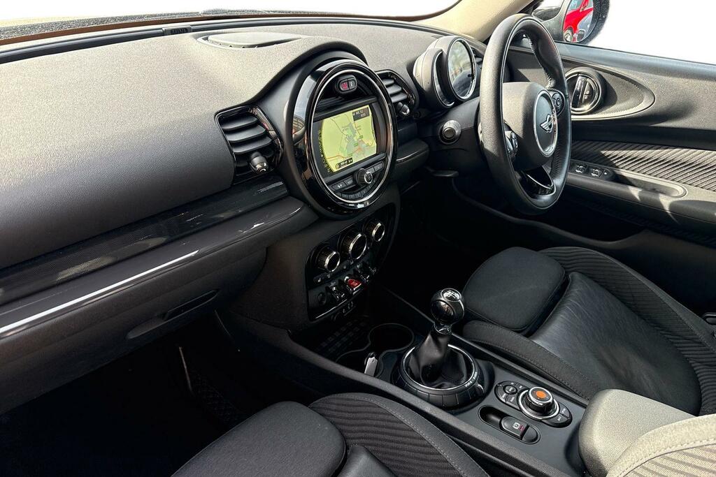 Mini Clubman 1.5 Cooper Euro 6 Ss 6Dr AV67FTK Silver #2