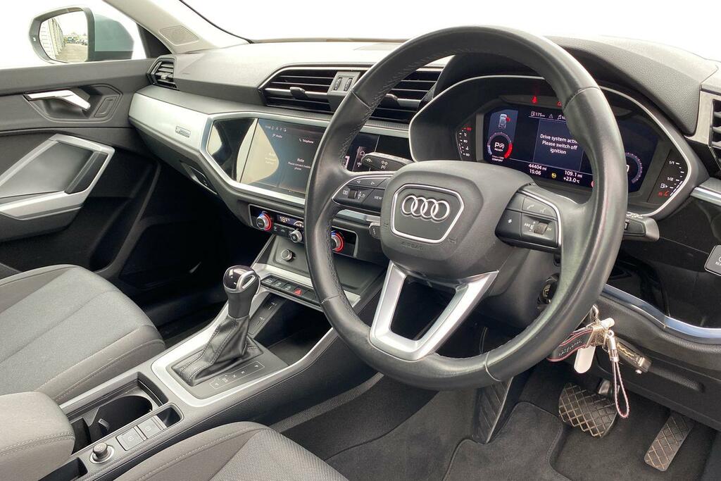 Audi Q3 1.5 Tfsi Cod 35 Technik Suv S Tronic Eu AV72WUB Silver #6