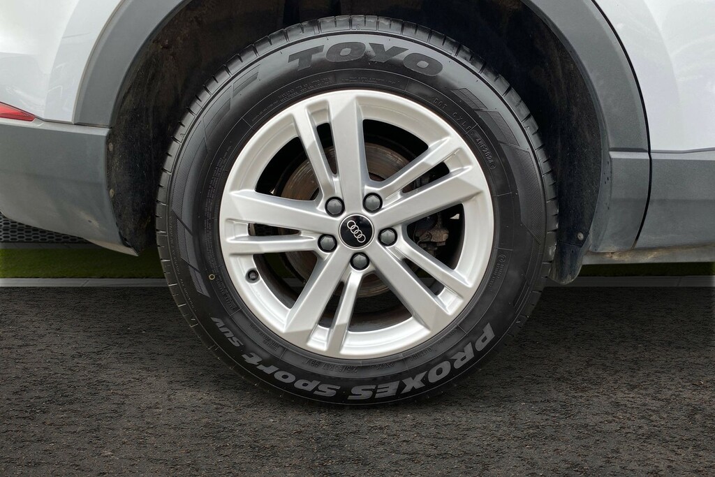 Audi Q3 1.5 Tfsi Cod 35 Technik Suv S Tronic Eu AV72WUB Silver #5
