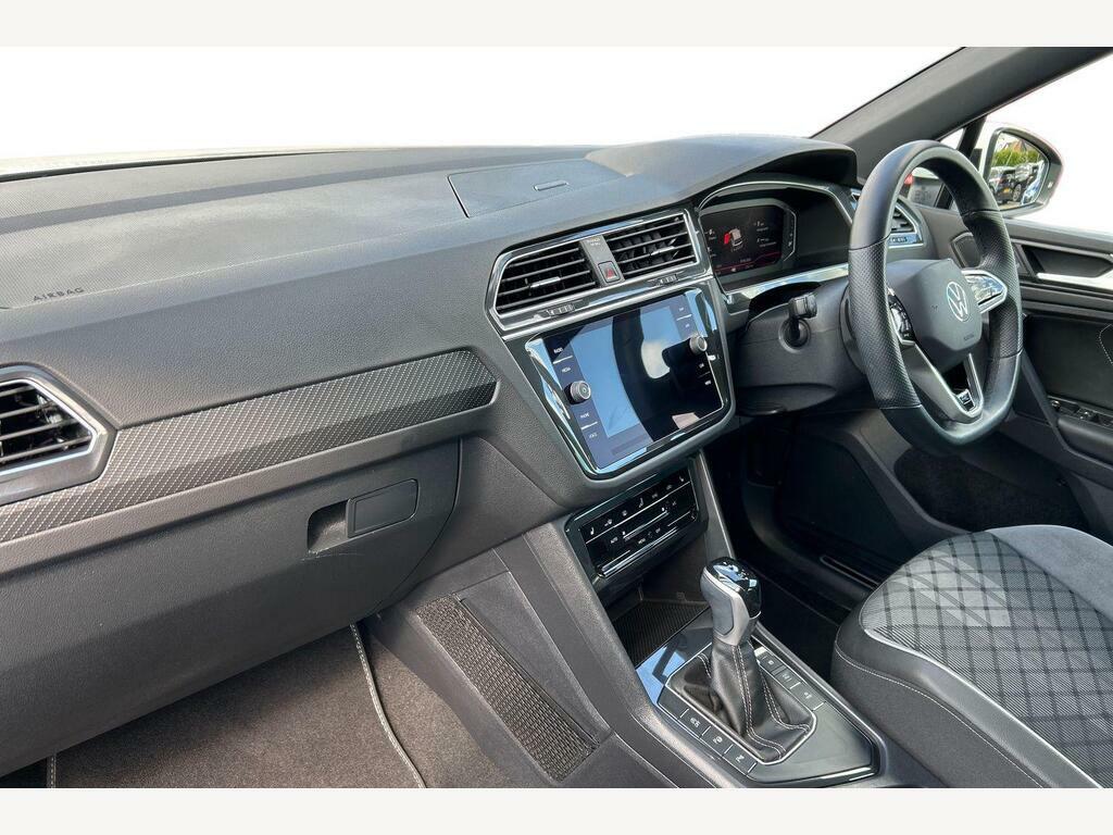 Volkswagen Tiguan 1.5 Tsi R-line Dsg Euro 6 Ss GY23KUT White #2